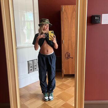 Full leaked Joalin loukamaa private photo