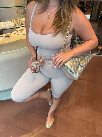 Full leaked Joannvdherik private photo