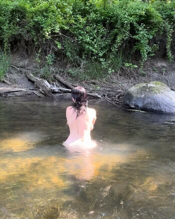 Full leaked Joelle page private photo
