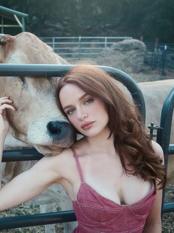 Full leaked Joey king page private photo