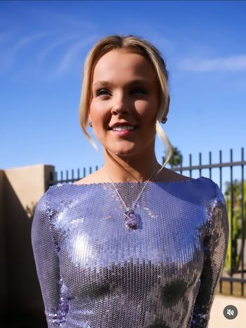 Full leaked Jojo siwa private photo