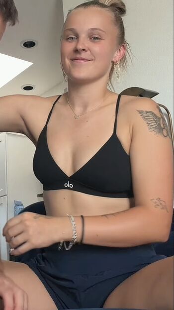 Full leaked Jojo siwa private photo