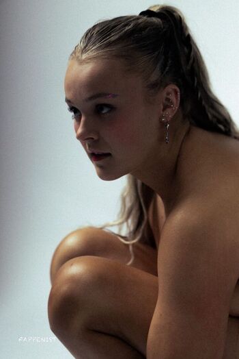 Full leaked Jojo siwa private photo