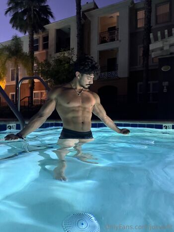 Full leaked Josuefit private photo