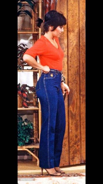 Joyce Dewitt