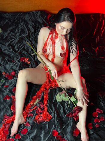 Full leaked Juicy koi private photo