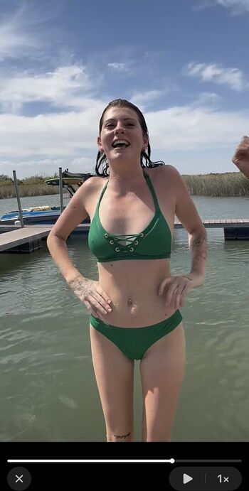 Full leaked Juicybooty private photo