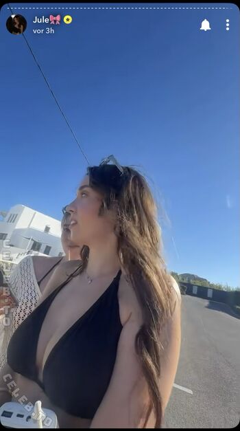 Full leaked Julesboringlife private photo