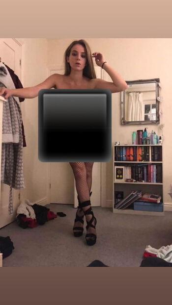 Full leaked Julia bayonetta  page private photo