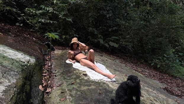 Full leaked Julia dalavia private photo