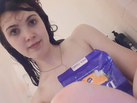 Full leaked Julia erdos private photo
