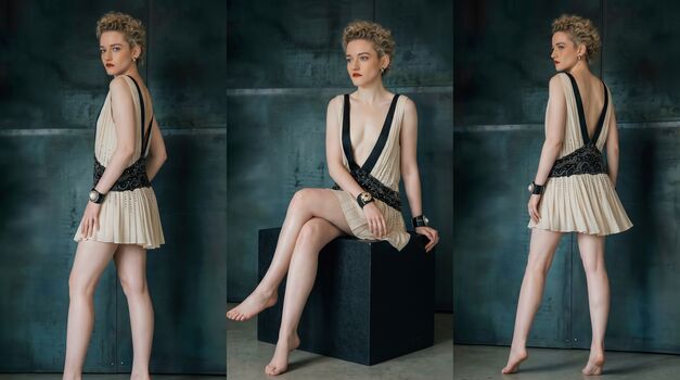 Full leaked Julia garner private photo