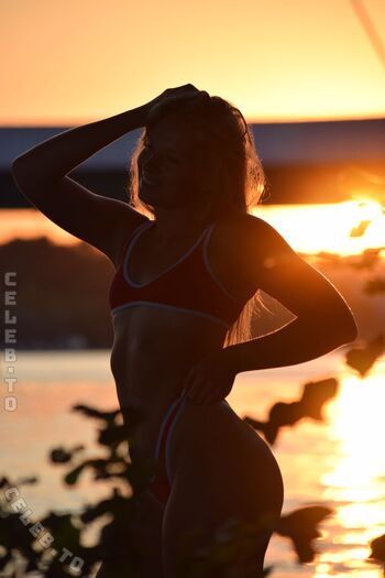 Full leaked Julia haas private photo