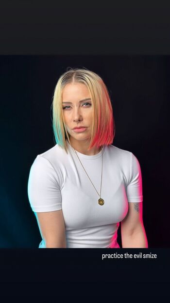 Full leaked Julia hardy private photo