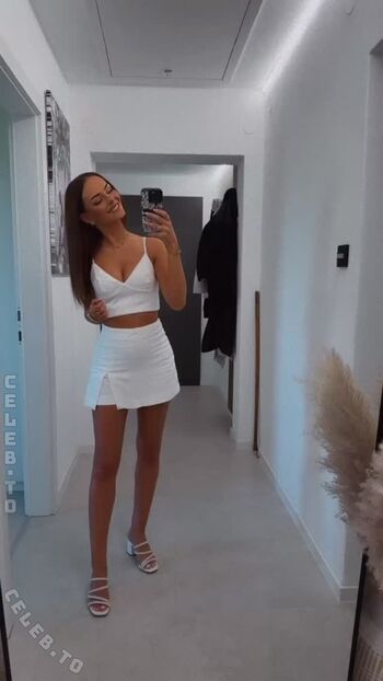 Julia Hofer