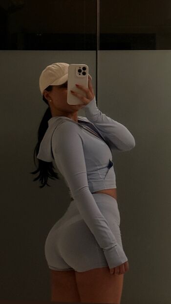 Julia Kelly