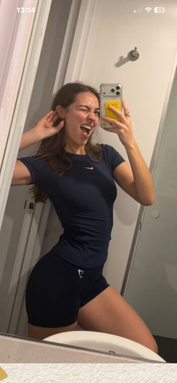 Full leaked Julia nadal page private photo