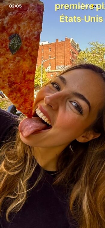 Full leaked Julia nadal private photo