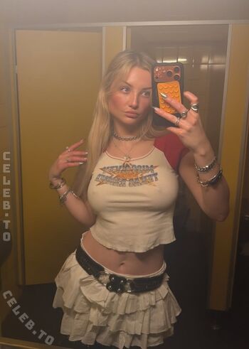 Full leaked Julia wulf page private photo