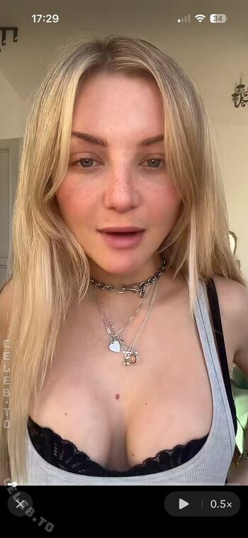 Full leaked Julia wulf page private photo