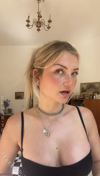 Full leaked Julia wulf private photo