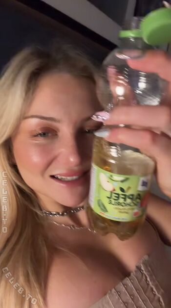 Full leaked Julia wulf private photo