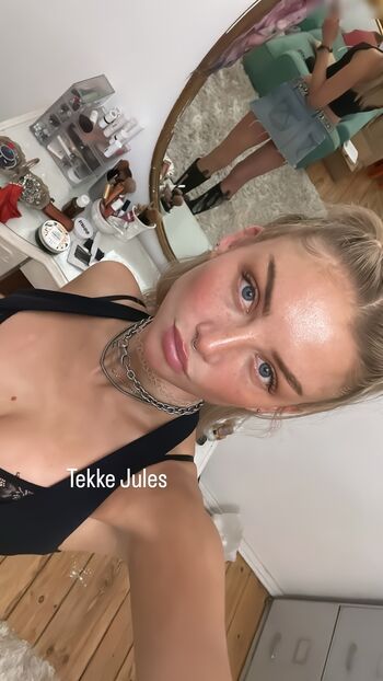 Full leaked Julia wulf private photo