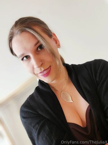 Full leaked Julia x private photo
