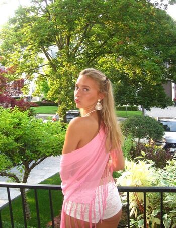 Full leaked Juliakrause private photo