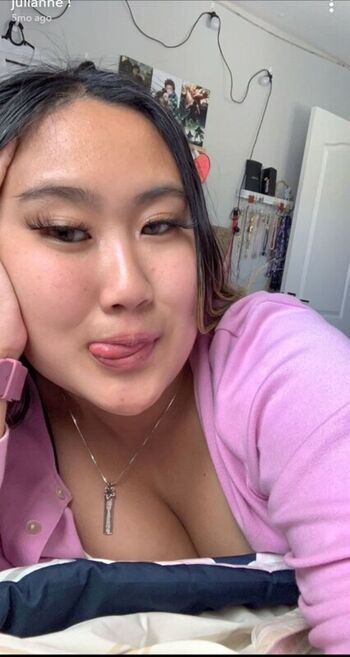 Full leaked Julianne private photo