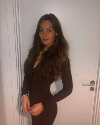 Full leaked Julie boye private photo