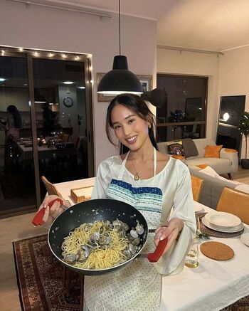 Full leaked Julie hwang page private photo