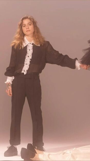 Full leaked Julien baker private photo