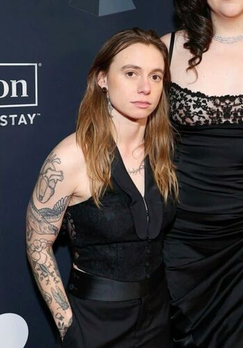 Full leaked Julien baker private photo