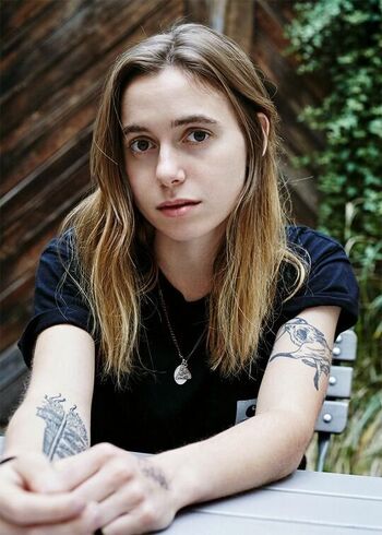 Full leaked Julien baker private photo