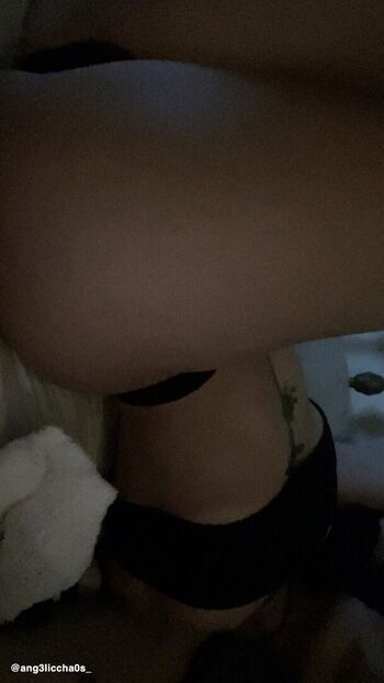 Full leaked Juliesanerr private photo
