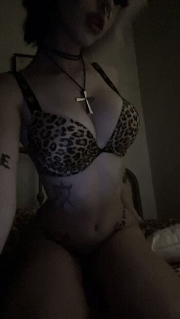 Full leaked Juliesanerr private photo
