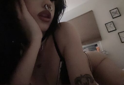 Full leaked Juliesanerr private photo
