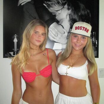 Full leaked Jullialane page private photo