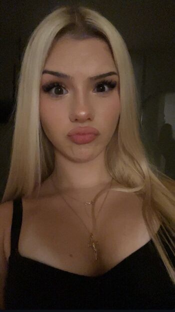 Full leaked Junepersyn private photo