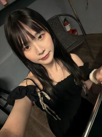 Full leaked Junnahung private photo
