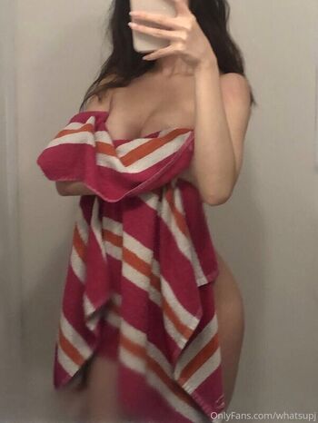 Full leaked Junoave private photo