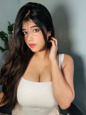 Full leaked Justbeingkayra private photo