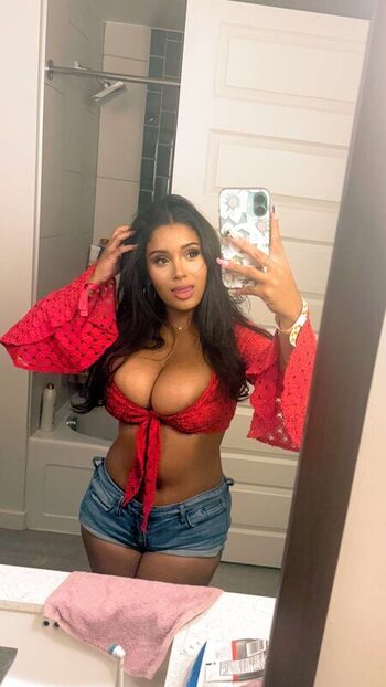 Full leaked Justleilani private photo
