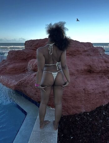 Full leaked Kaamfineass private photo