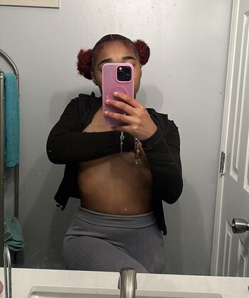 Full leaked Kaamfineass private photo