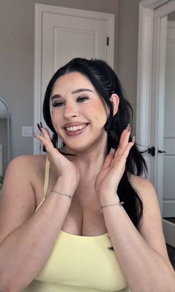 Full leaked Kaelyn private photo