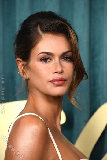Full leaked Kaia gerber private photo