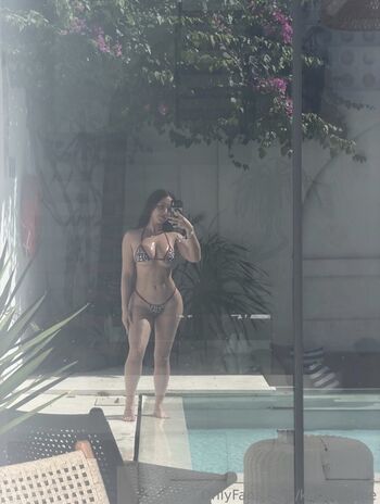 Full leaked Kaia kitsune private photo