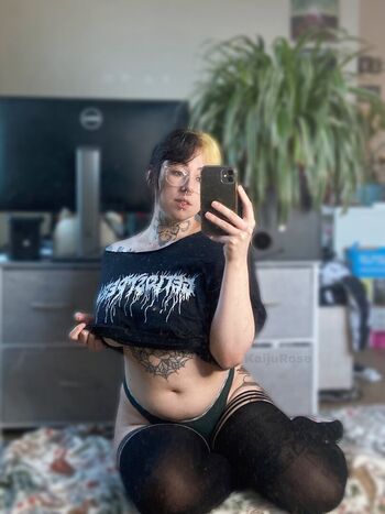 Full leaked Kaiju rose private photo